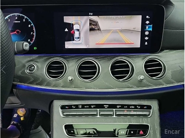 Mercedes-Benz E 350 AMG* LINE* 4MATIC* BURMESTER* ОБДУХВАНЕ* ДИСТРОНИК - автомобили, коли, обяви за нови и употребявани 7