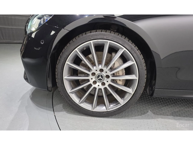 Mercedes-Benz E 350 AMG* LINE* 4MATIC* BURMESTER* ОБДУХВАНЕ* ДИСТРОНИК - автомобили, коли, обяви за нови и употребявани 5
