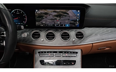 Mercedes-Benz E 350 4MATIC* AMG-LINE* BURMESTER* 360* ДИСТРОНИK - автомобили, коли, обяви за нови и употребявани 11