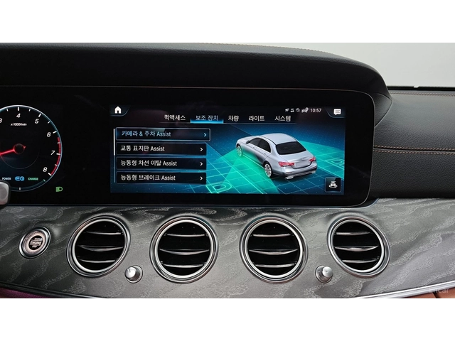 Mercedes-Benz E 350 4MATIC* AMG-LINE* BURMESTER* 360* ДИСТРОНИK - автомобили, коли, обяви за нови и употребявани 13