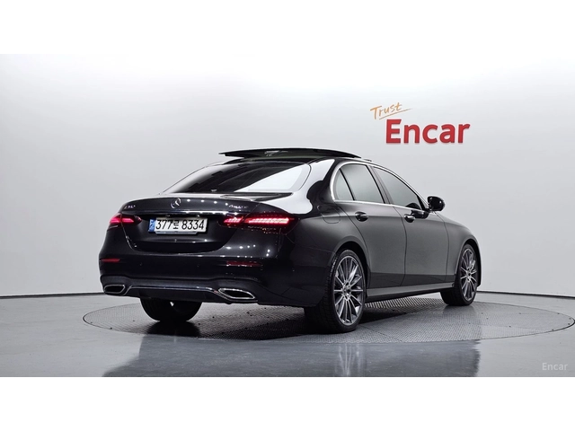 Mercedes-Benz E 350 4MATIC* AMG-LINE* BURMESTER* 360* ДИСТРОНИK - автомобили, коли, обяви за нови и употребявани 2