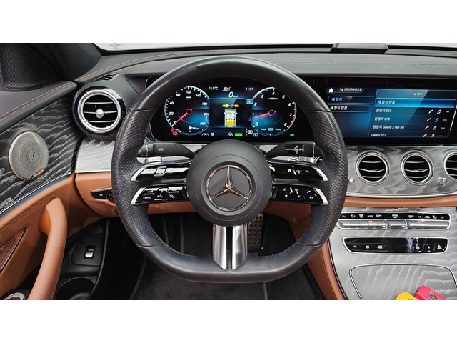 Mercedes-Benz E 350 4MATIC* AMG-LINE* BURMESTER* 360* ДИСТРОНИK - автомобили, коли, обяви за нови и употребявани 5