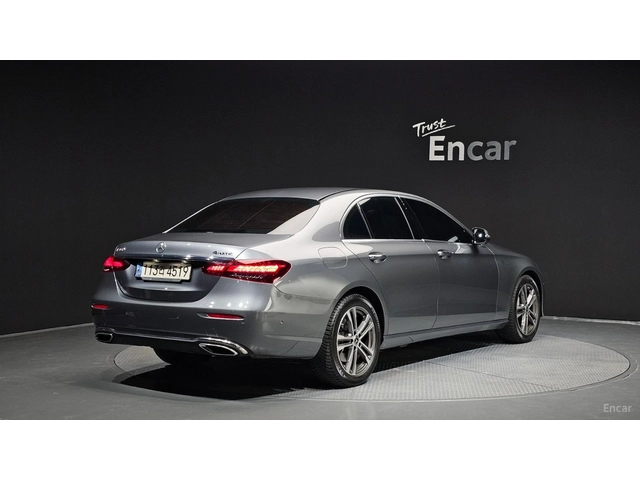 Mercedes-Benz E 350 4MATIC* HUD* КОЖА* ОБДУХВ* НАВИ* ПАНО - автомобили, коли, обяви за нови и употребявани 1