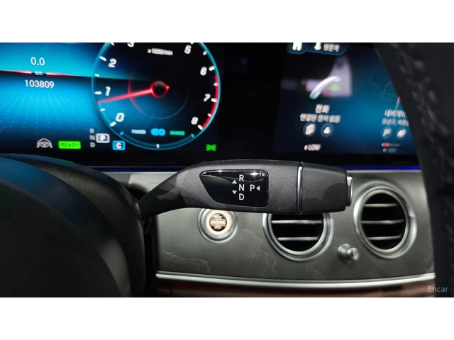 Mercedes-Benz E 350 4MATIC* HUD* КОЖА* ОБДУХВ* НАВИ* ПАНО - автомобили, коли, обяви за нови и употребявани 6