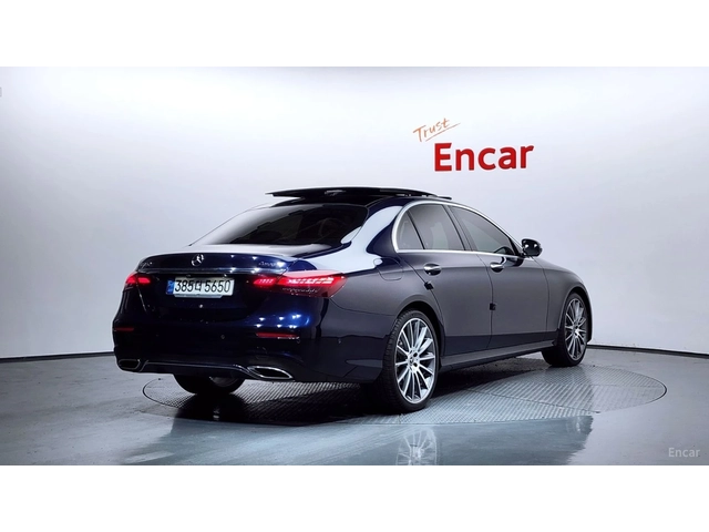 Mercedes-Benz E 350 4MATIC* 360* BURMESTER* PANO* DISTRONIC* ОБДУХ - автомобили, коли, обяви за нови и употребявани 1