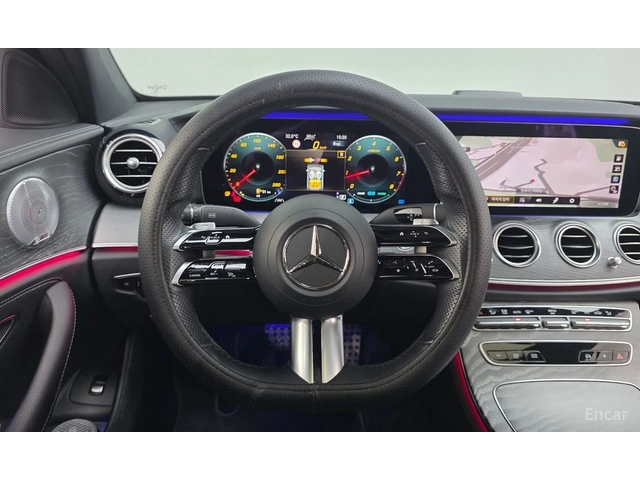 Mercedes-Benz E 350 AMG* LINE* 4MATIC* BURMESTER* ДИСТРОНИК* ХЕДЪП* 36 - автомобили, коли, обяви за нови и употребявани 6