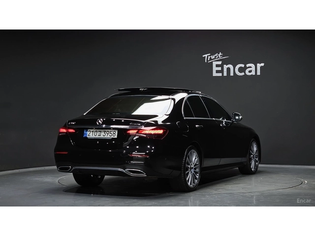 Mercedes-Benz E 350 4MATIC/AMG-LINE/PANOROOF/360VIEW/DRIVE-ASSISTS - автомобили, коли, обяви за нови и употребявани 2