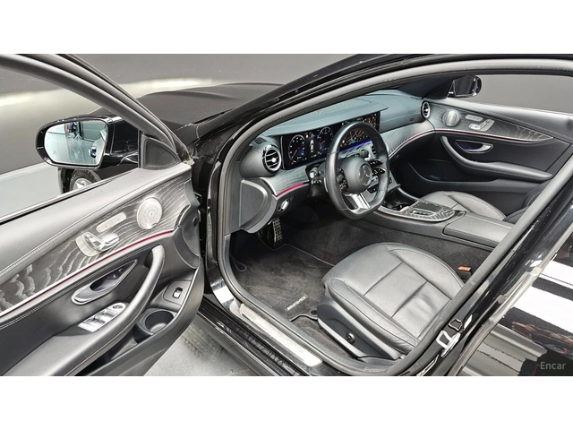 Mercedes-Benz E 350 4MATIC/AMG-LINE/PANOROOF/360VIEW/DRIVE-ASSISTS - автомобили, коли, обяви за нови и употребявани 4