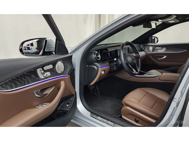 Mercedes-Benz E 350 4MATIC* BURMESTER* ОБДУХВАНЕ* ДИСТРОНИК* ХЕДЪП* - автомобили, коли, обяви за нови и употребявани 5