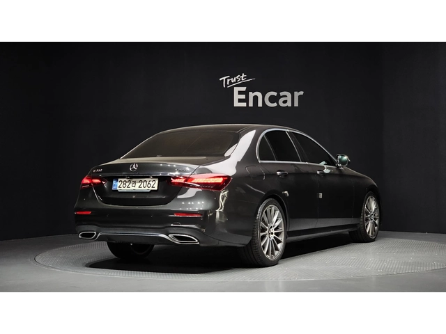 Mercedes-Benz E 350 4MATIC AMG Line Edition - автомобили, коли, обяви за нови и употребявани 1