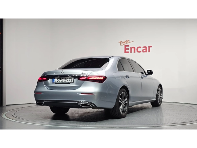 Mercedes-Benz E 350 4MATIC Avantgarde - автомобили, коли, обяви за нови и употребявани 1