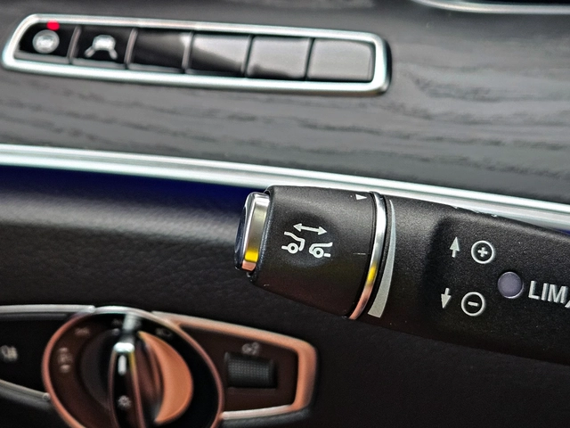 Mercedes-Benz E 350 AMG/DISTR/CAMERA/AMBIENT/CAR PLAY/ПОДГРЕВ/DIGI/LIZ - автомобили, коли, обяви за нови и употребявани 11