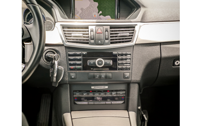 Mercedes-Benz E 350 АВТОМАТ 231к.с. - автомобили, коли, обяви за нови и употребявани 12