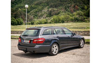 Mercedes-Benz E 350 АВТОМАТ 231к.с. - автомобили, коли, обяви за нови и употребявани 6