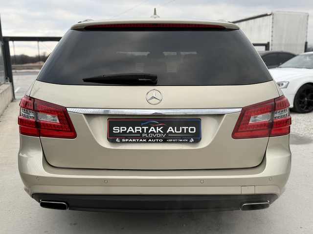 Mercedes-Benz E 350 D* 2012г* AMG Pack* TV* Топ Състояниение* - автомобили, коли, обяви за нови и употребявани 4