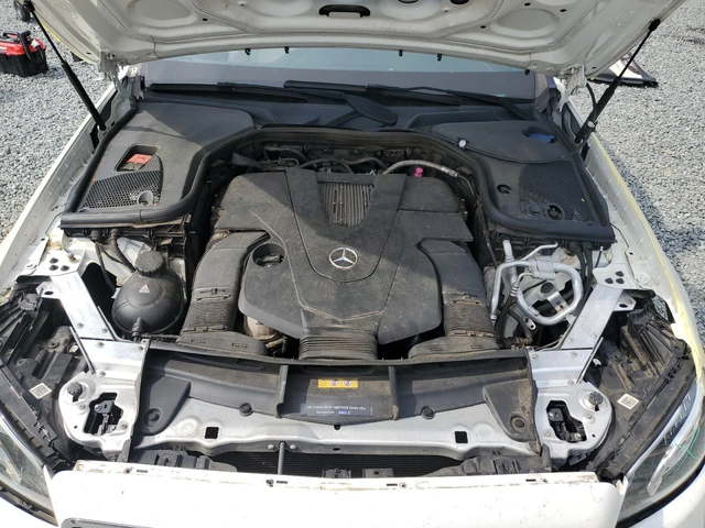 Mercedes-Benz E 400 4MATIC* Burmester* Панорама* Keyless* Камера* - автомобили, коли, обяви за нови и употребявани 10