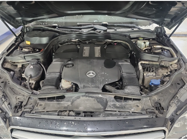 Mercedes-Benz E 400 видео на двигателя - автомобили, коли, обяви за нови и употребявани 10
