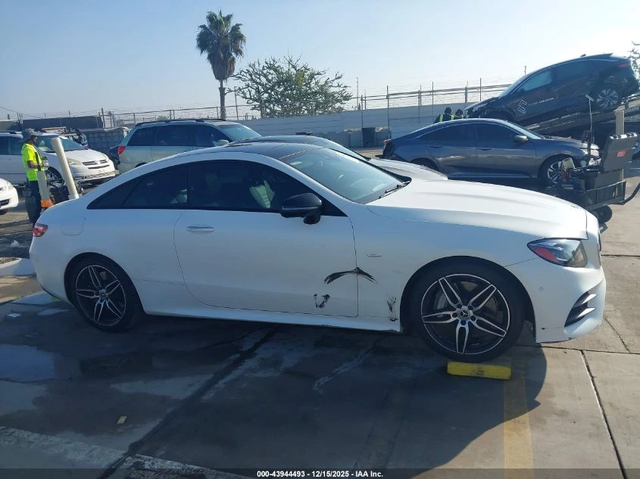 Mercedes-Benz E 400 2018 MERCEDES-BENZ E 400 - автомобили, коли, обяви за нови и употребявани 3