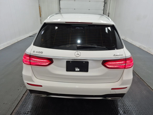 Mercedes-Benz E 400 * 4 MATIC* AMG PACK* BURMESTER* PANO* DISTRONIC* - автомобили, коли, обяви за нови и употребявани 6