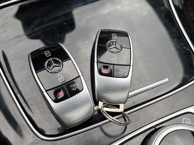 Mercedes-Benz E 400 AMG pack* Distronic* Обдух* 360* Burmester* HeadUp - автомобили, коли, обяви за нови и употребявани 11