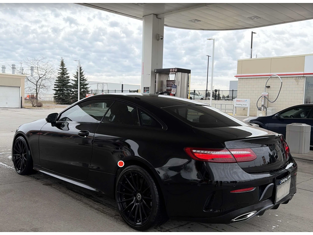 Mercedes-Benz E 400 4MATIC* КОжа* Подгрев* Кейлес* Blind Spot* ВИДЕО - автомобили, коли, обяви за нови и употребявани 1