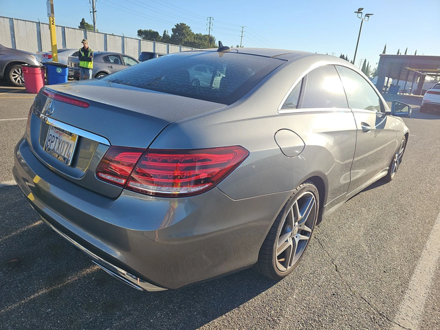 Mercedes-Benz E 400 AMG* PACK* HARMON* KARDON* LANE* ASSIST* МЪРТВА* Т - автомобили, коли, обяви за нови и употребявани 1