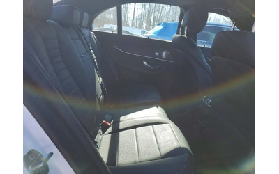 Mercedes-Benz E 400 4matic - автомобили, коли, обяви за нови и употребявани 8