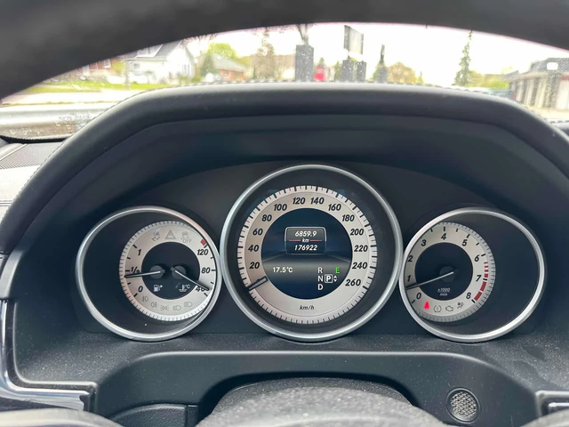 Mercedes-Benz E 400 4MATIC/ПАНОРАМА/ПОДГРЕВИ - автомобили, коли, обяви за нови и употребявани 7