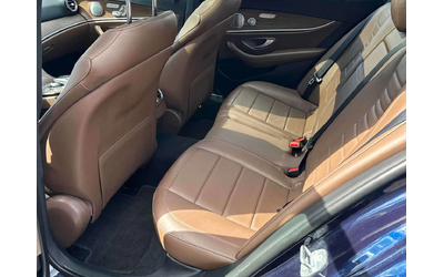 Mercedes-Benz E 400 4MATIC* BURMESTER* PANORAMA* 360* - автомобили, коли, обяви за нови и употребявани 12