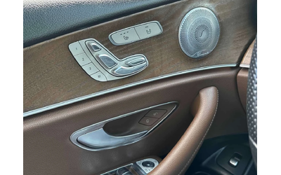 Mercedes-Benz E 400 4MATIC* BURMESTER* PANORAMA* 360* - автомобили, коли, обяви за нови и употребявани 14