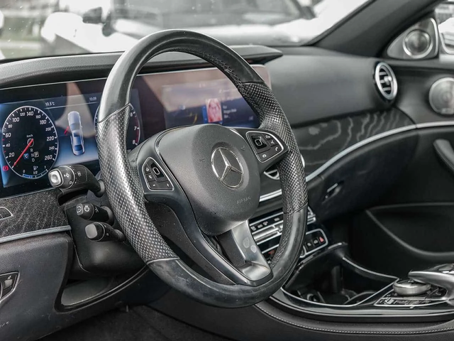 Mercedes-Benz E 400 * Фиксирана цена до БГ * 51к км! * От Mercedes * - автомобили, коли, обяви за нови и употребявани 6