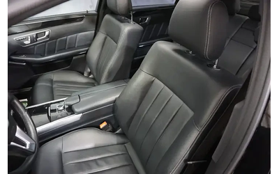 Mercedes-Benz E 400 AMG Line * 4matic * Фиксирана цена до БГ * CARFAX - автомобили, коли, обяви за нови и употребявани 11