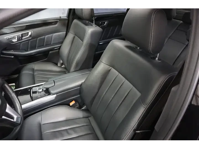 Mercedes-Benz E 400 AMG Line * 4matic * Фиксирана цена до БГ * CARFAX - автомобили, коли, обяви за нови и употребявани 11