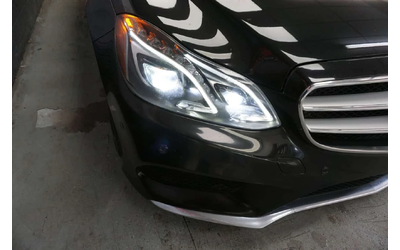 Mercedes-Benz E 400 AMG Line * 4matic * Фиксирана цена до БГ * CARFAX - автомобили, коли, обяви за нови и употребявани 6