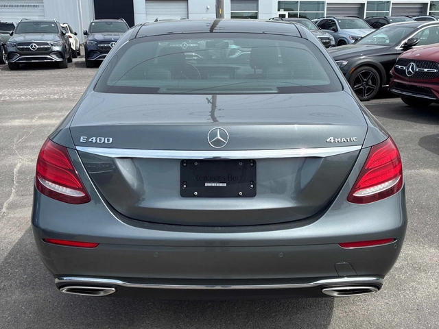 Mercedes-Benz E 400 4MATIC * ПОДГРЕВ * ПАНОРАМА * BURMESTER * CARFAX - автомобили, коли, обяви за нови и употребявани 3