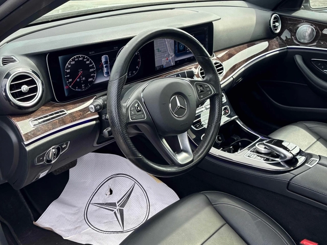 Mercedes-Benz E 400 4MATIC * ПОДГРЕВ * ПАНОРАМА * BURMESTER * CARFAX - автомобили, коли, обяви за нови и употребявани 5