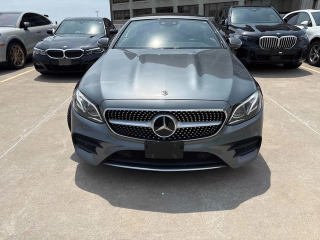 Mercedes-Benz E 400 * CARFAX * АВТО КРЕДИТ * - автомобили, коли, обяви за нови и употребявани 1