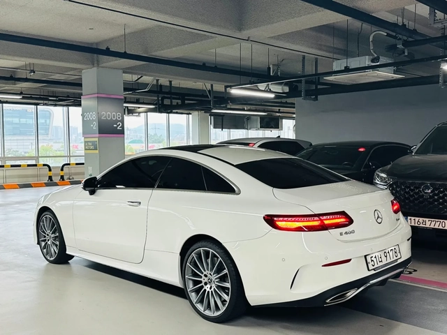 Mercedes-Benz E 400 МИНИМАЛНИ КМ* ФУЛ* ОБДУХ* 360* АМГ - автомобили, коли, обяви за нови и употребявани 2