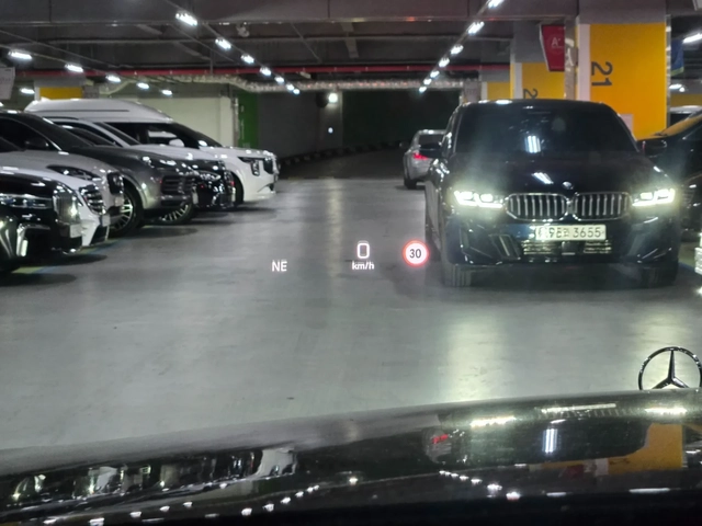 Mercedes-Benz E 400 360* ДВОЕН ШИБЕДАХ* БУРМАЙСТЕР* ОБДУХ* ЛИЗИНГ - автомобили, коли, обяви за нови и употребявани 9