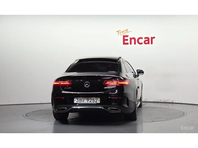 Mercedes-Benz E 400 AMG ПАКЕТ/BURMESTER/ОБДУХ/HEAD UP/DISTRONIC/360CAM - автомобили, коли, обяви за нови и употребявани 3