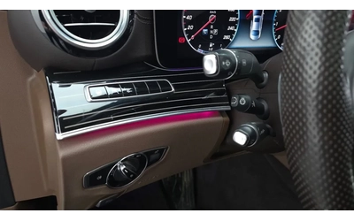 Mercedes-Benz E 400 Burmester* Ambient* Pano* HUD* Обдух* Крайна цена* - автомобили, коли, обяви за нови и употребявани 10