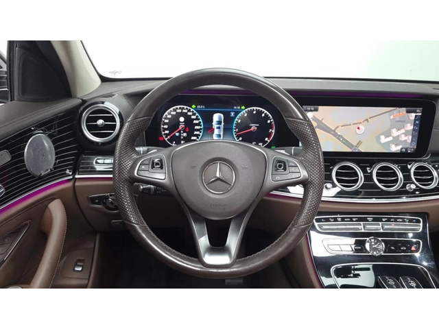 Mercedes-Benz E 400 Burmester* Ambient* Pano* HUD* Обдух* Крайна цена* - автомобили, коли, обяви за нови и употребявани 11