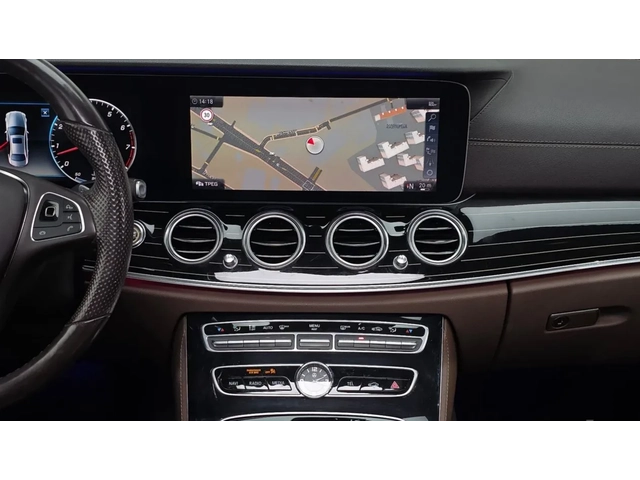 Mercedes-Benz E 400 Burmester* Ambient* Pano* HUD* Обдух* Крайна цена* - автомобили, коли, обяви за нови и употребявани 12