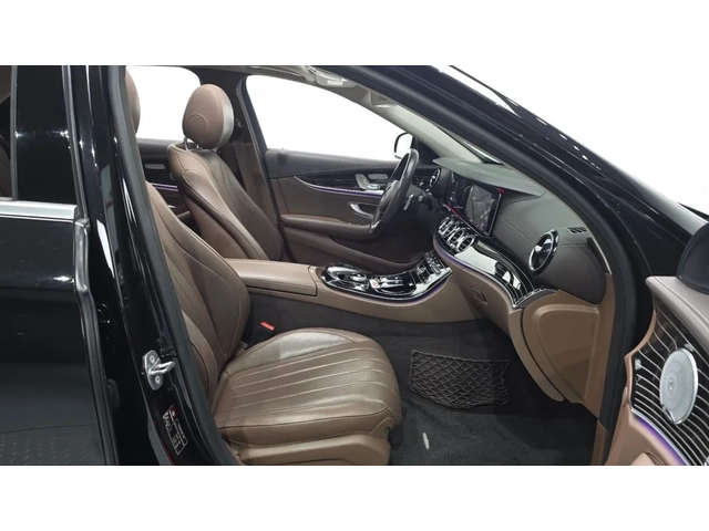 Mercedes-Benz E 400 Burmester* Ambient* Pano* HUD* Обдух* Крайна цена* - автомобили, коли, обяви за нови и употребявани 9
