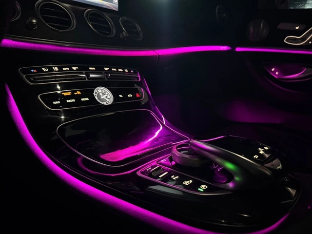 Mercedes-Benz E 400 4MATIC* 7 МЕСТА* 360* BURMESTER* PANO* DISTRONIC - автомобили, коли, обяви за нови и употребявани 14