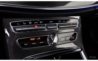 Mercedes-Benz E 400 4MATIC* BLACK EDITION* CARBON* 360* КРАЙНА ЦЕНА - автомобили, коли, обяви за нови и употребявани 14