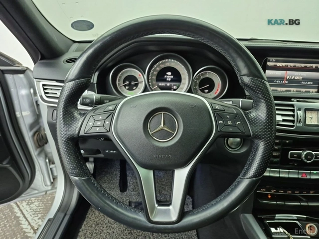 Mercedes-Benz E 400 4MATIC* 360* ОБДУХ* DISTRONIC* ВЪЗДУХ - автомобили, коли, обяви за нови и употребявани 3
