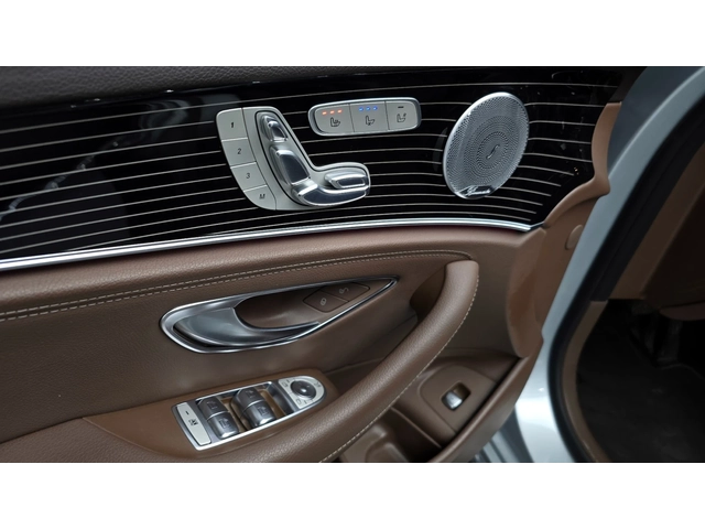 Mercedes-Benz E 400 4MATIC | HUD | 360 Camera| Ventilated Seats - автомобили, коли, обяви за нови и употребявани 14