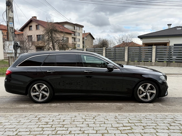 Mercedes-Benz E 400 AMG-PAKET-4X4-ШВЕЙЦАРИЯ-FULL - автомобили, коли, обяви за нови и употребявани 3