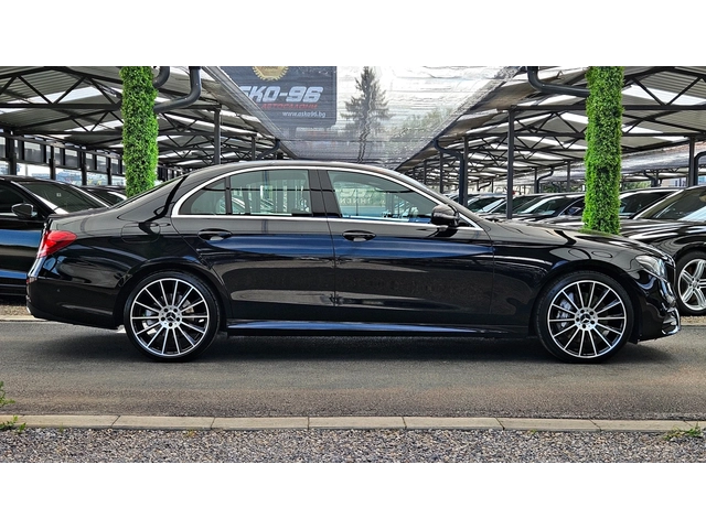 Mercedes-Benz E 400 AMG/4MAT/GERMANY/DIGITAL/DISTR/360CAM/ПОДГРЕВ/LIZI - автомобили, коли, обяви за нови и употребявани 3